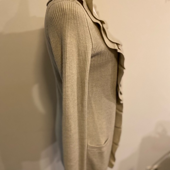 Banana Republic merino wool button down cream cardigan size - Picture 4 of 9